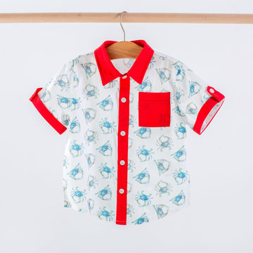 catching-crabs-short-sleeve-collared-shirt
