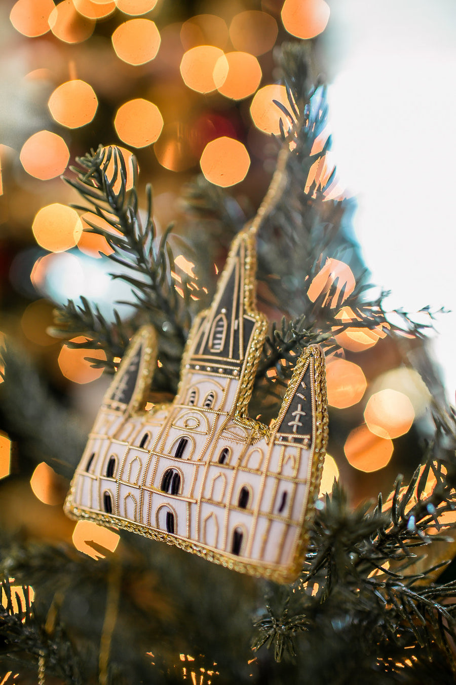 cathedral-christmas-ornament